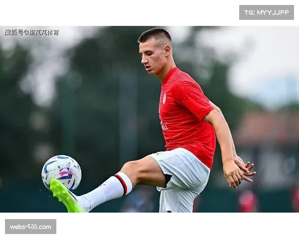 AC米兰迎战克雷莫纳 皮奥利面临阵容轮换挑战