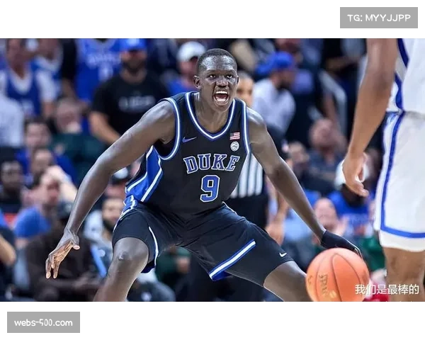 NCAA焦点战杜克对阵北卡，五星高中生对决引关注