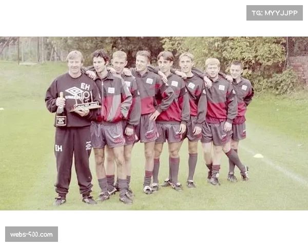 伯恩利2-2曼联，舍什科双响难救主